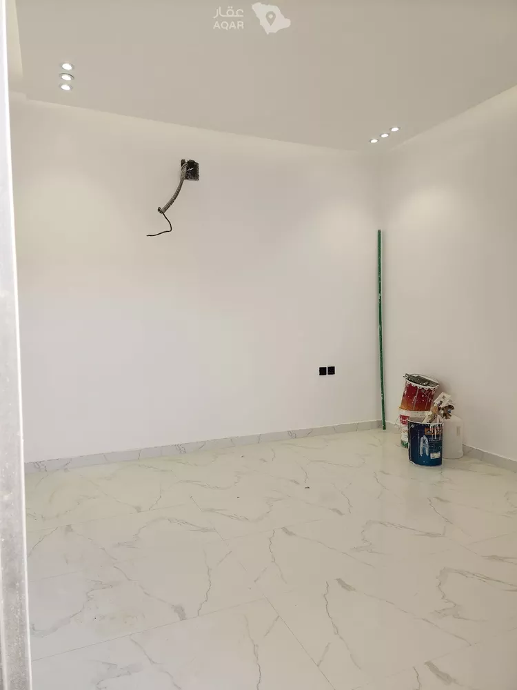 Villa for Sale in Riyadh Al Qirawan 8