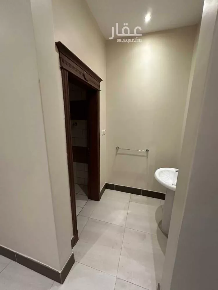 شقة للإيجار في شارع ابي سفيان بن حرب, حي النزهة, مدينة الرياض, منطقة الرياض صورة 4