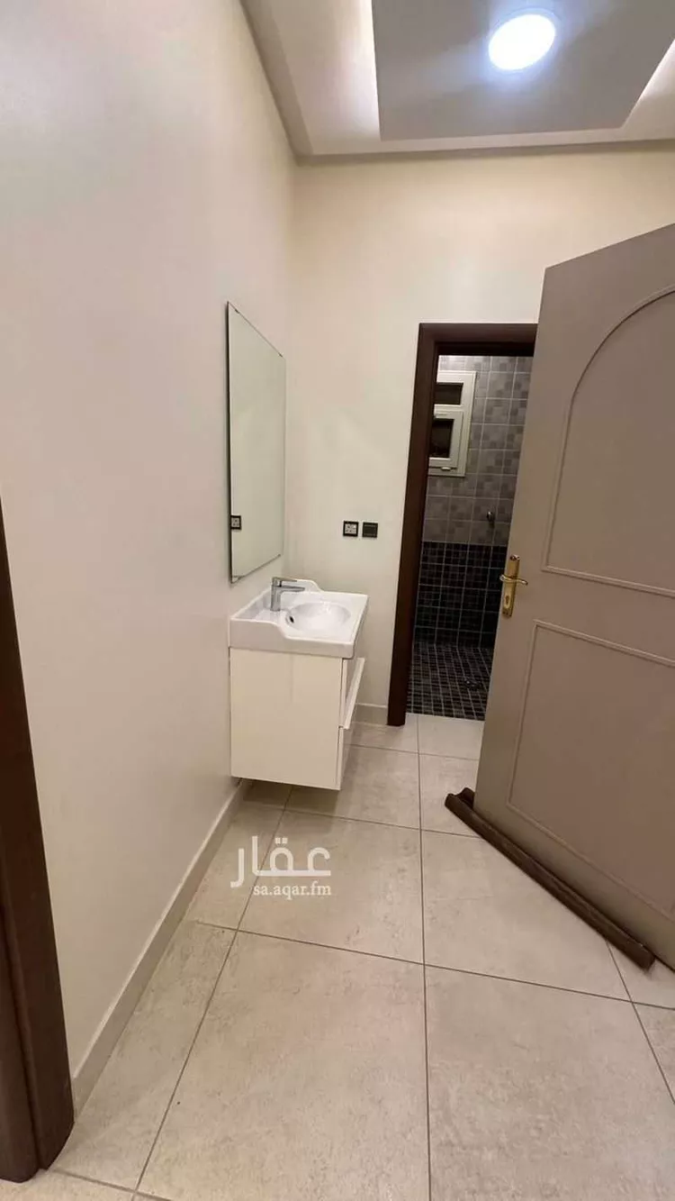 شقة للإيجار في شارع خلف بن سعيد, حي الملقا, مدينة الرياض, منطقة الرياض