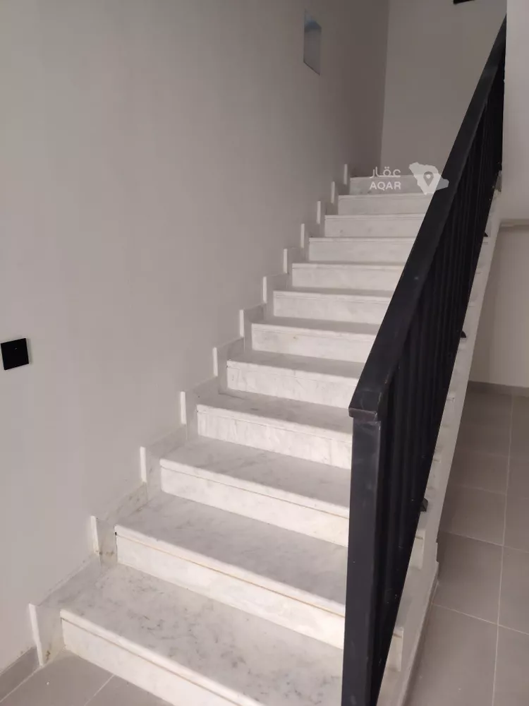 عمارة للإيجار في شارع الفرعة, حي الملز, مدينة الرياض, منطقة الرياض 7