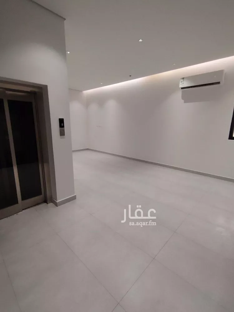 فيلا للإيجار في شارع العريفة, حي النفل, مدينة الرياض, منطقة الرياض 10