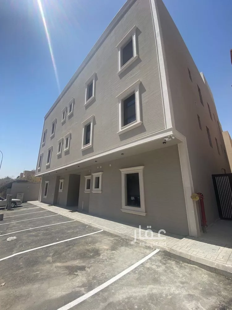 عمارة للإيجار في شارع بدر المزني, حي الضباط, مدينة الرياض, منطقة الرياض صورة 2