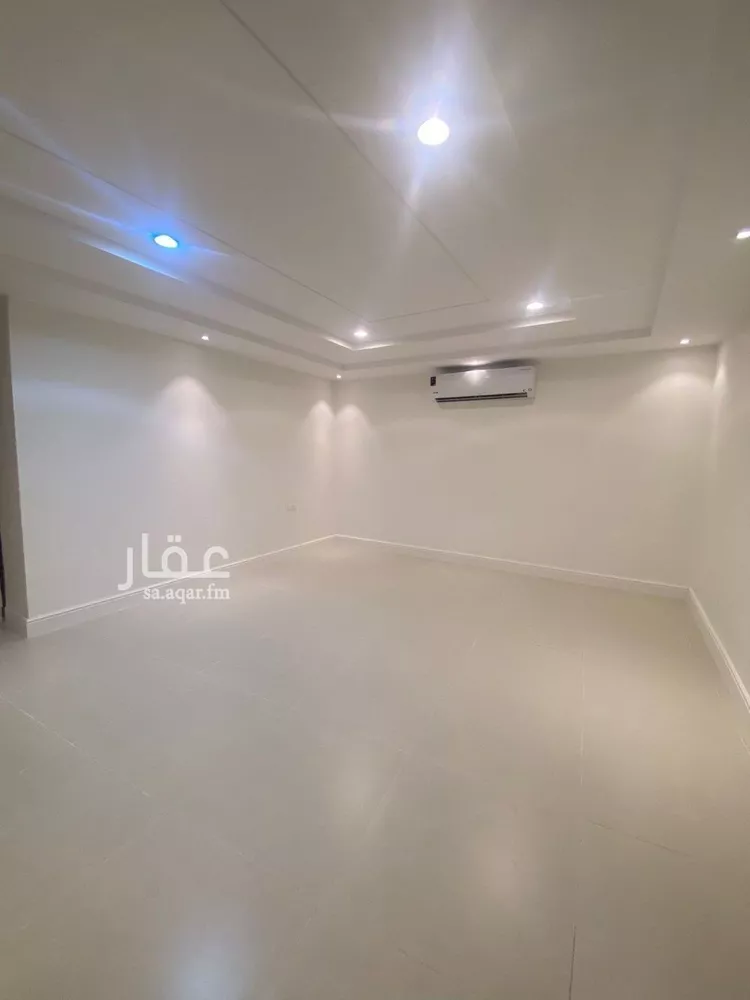 فيلا للبيع في شارع عباد بن الزبير, حي النرجس, مدينة الرياض, منطقة الرياض صورة 5