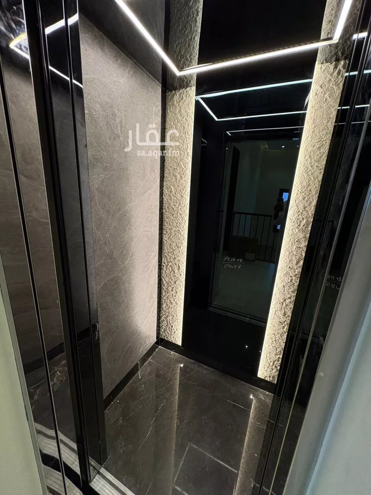 دور للبيع في شارع عبدالملك القلعي, حي العارض, مدينة الرياض, منطقة الرياض 9