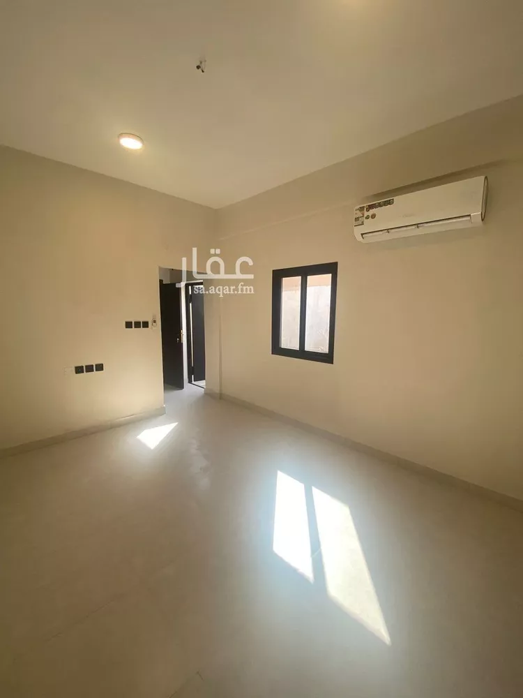 فيلا للبيع في شارع السماني, حي الملز, مدينة الرياض, منطقة الرياض صورة 3