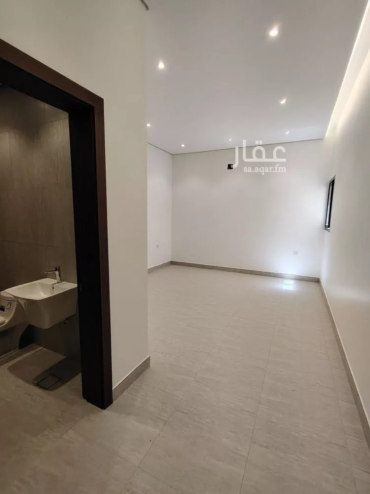 Floor for Sale in Riyadh Ad Dhubbat