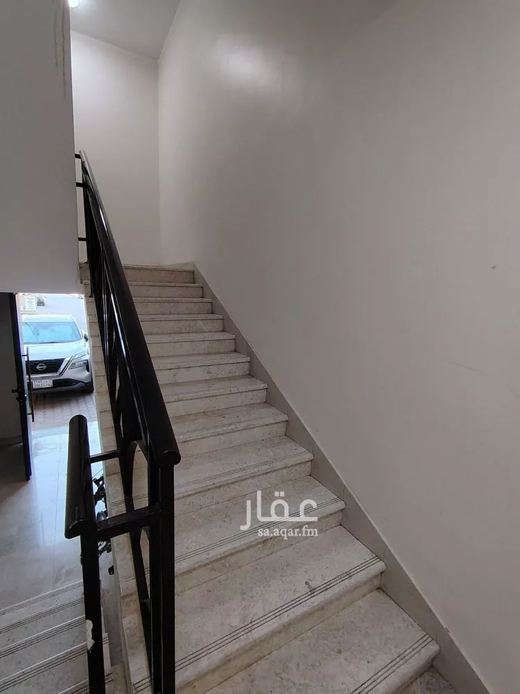 عمارة للبيع في شارع العدل الواعظ, حي الملز, مدينة الرياض, منطقة الرياض صورة 2