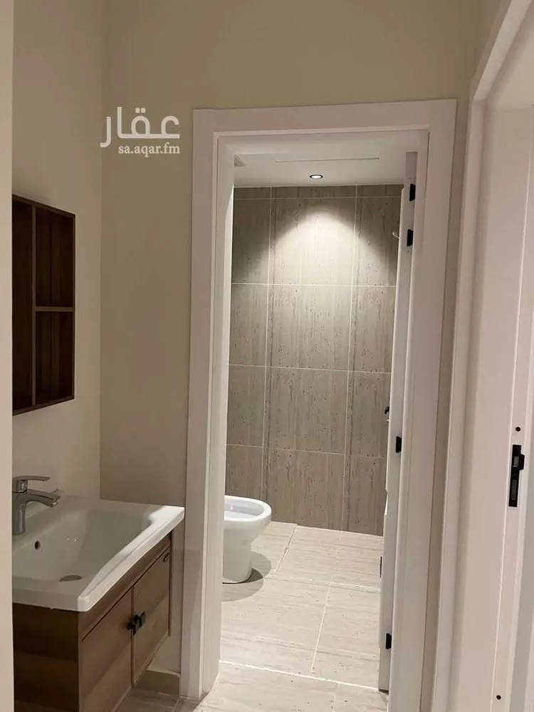 شقة للإيجار في شارع محمد بن ناصر المبارك, حي عرقة, مدينة الرياض, منطقة الرياض صورة 3