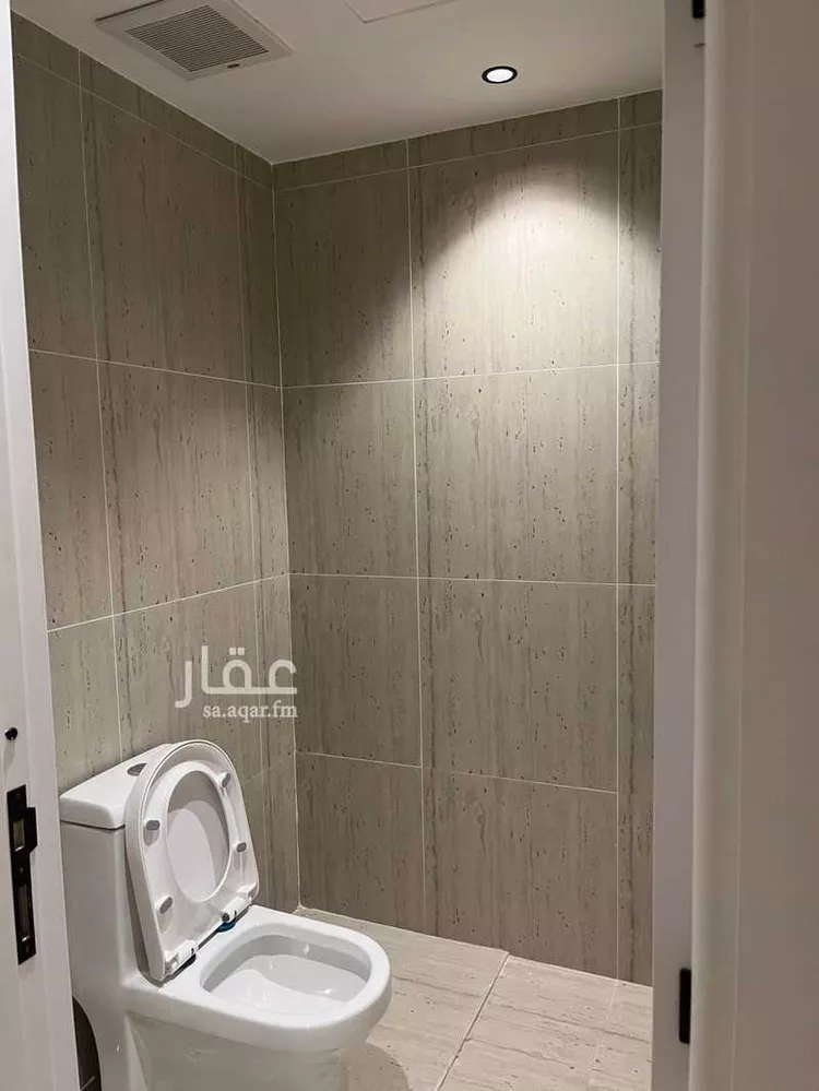 شقة للإيجار في شارع محمد بن ناصر المبارك, حي عرقة, مدينة الرياض, منطقة الرياض صورة 2