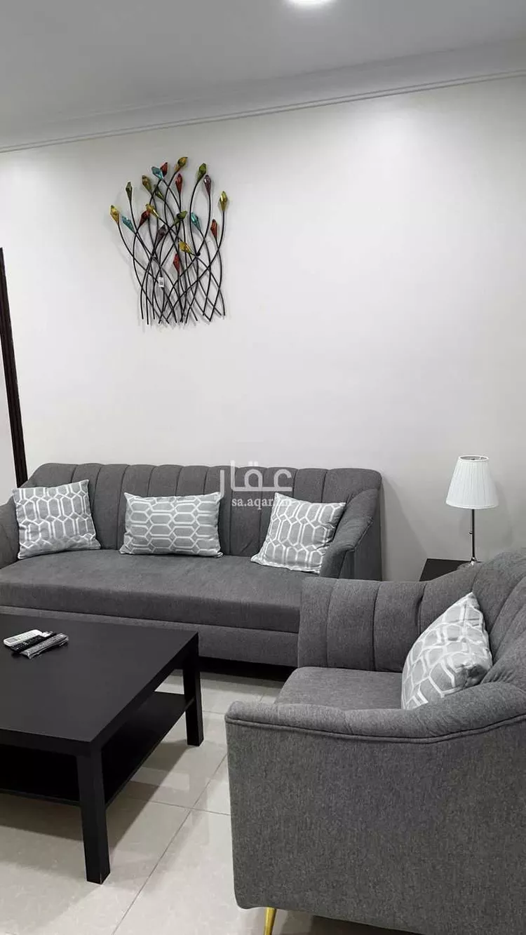 شقة للإيجار في شارع الامير منصور بن متعب, حي الحمراء الثاني, مدينة الاحساء, المنطقة الشرقية