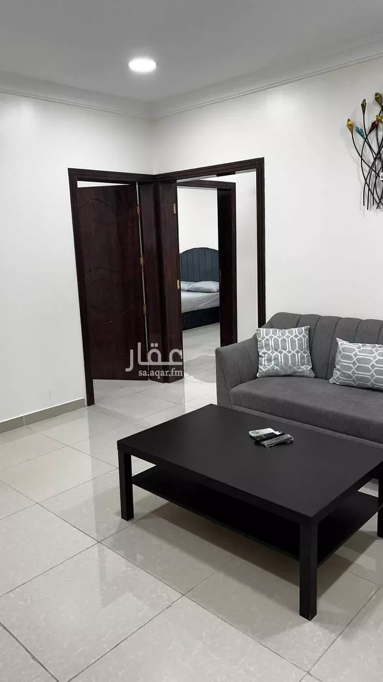 شقة للإيجار في شارع الامير منصور بن متعب, حي الحمراء الثاني, مدينة الاحساء, المنطقة الشرقية صورة 4