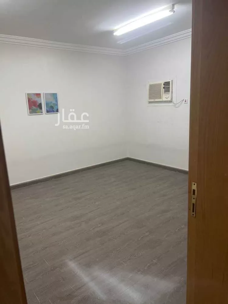 شقة للإيجار في شارع شهيد الدين ثم الوطن عبدالرحمن بن عبدال, حي الشهداء, مدينة الرياض, منطقة الرياض صورة 3