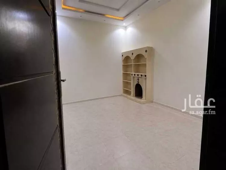 فيلا للبيع في شارع جبل المشايخ, حي القادسية, مدينة الرياض, منطقة الرياض صورة 2