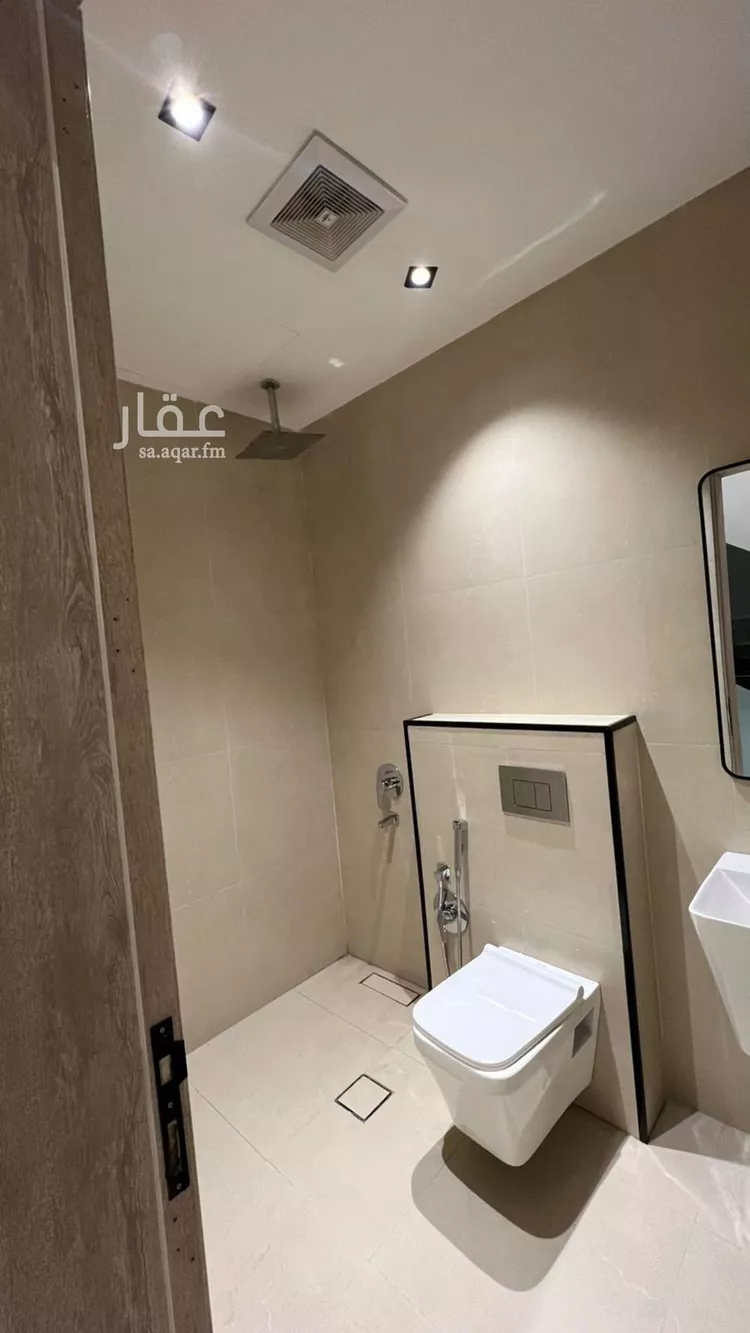 فيلا للإيجار في شارع يوسف السيرافي, حي العارض, مدينة الرياض, منطقة الرياض صورة 4