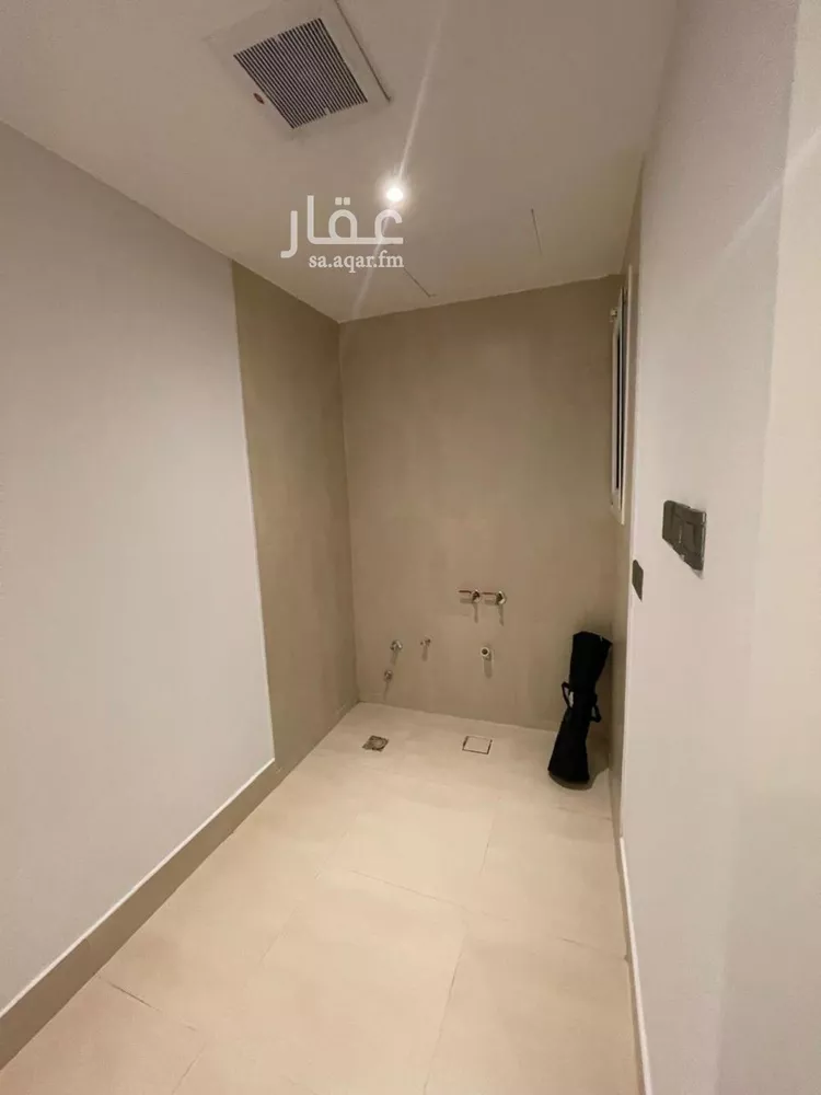 شقة للبيع في شارع فيصب بن بندر, حي الملقا, مدينة الرياض, منطقة الرياض صورة 5
