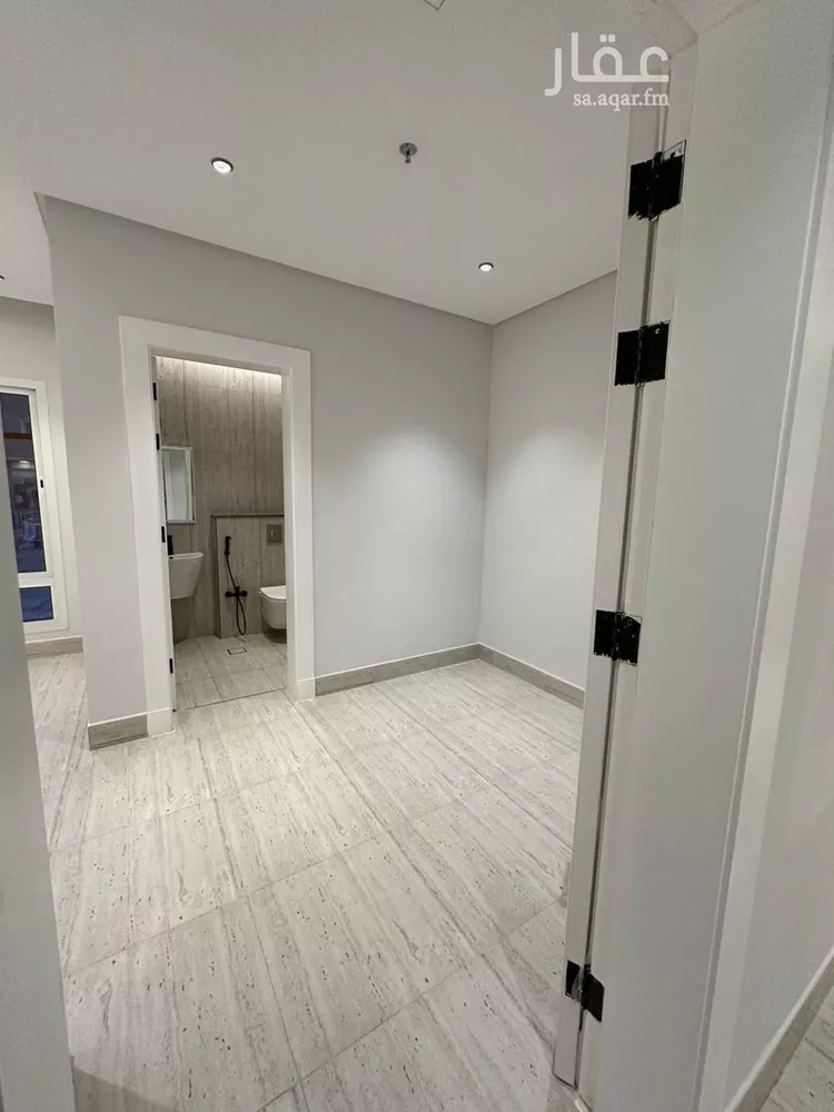 شقة للبيع في شارع أبي طاهر إسماعيل الجيطالي, حي النرجس, مدينة الرياض, منطقة الرياض صورة 2
