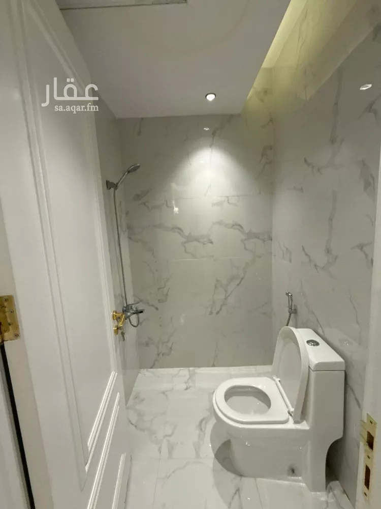 شقة للإيجار في شارع تقي الدين الحموي, حي القيروان, مدينة الرياض, منطقة الرياض صورة 4