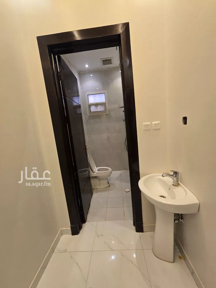 شقة للإيجار في شارع محمد بن داود بن الجراح, حي العارض, مدينة الرياض, منطقة الرياض