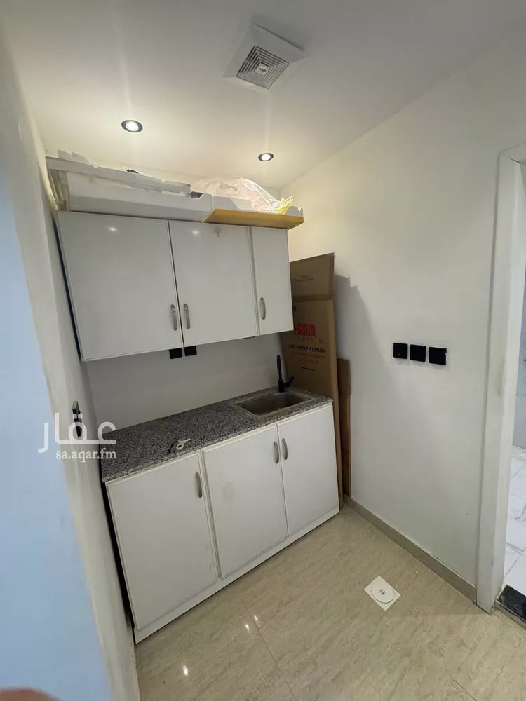 شقة للإيجار في شارع الكاملي, حي العليا, مدينة الرياض, منطقة الرياض 6