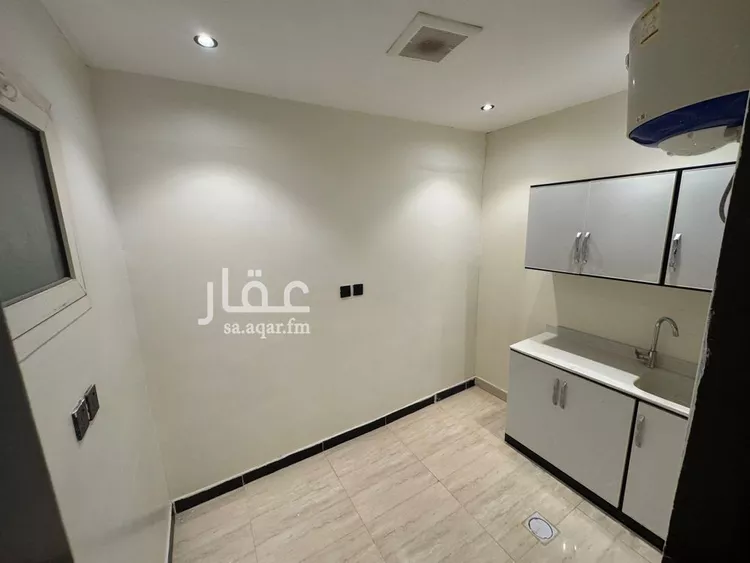 شقة للإيجار في شارع دمشق, حي العاصمة, مدينة الدرعية, منطقة الرياض 15