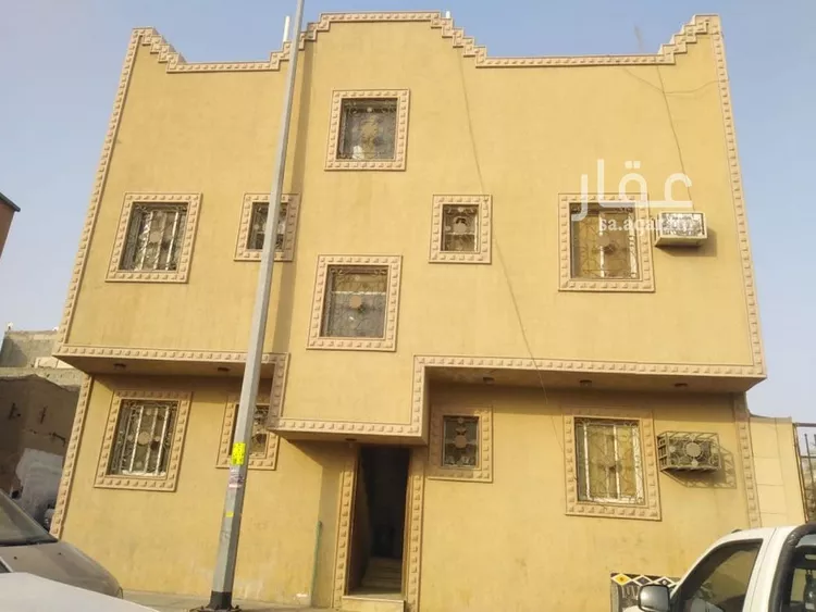 عمارة للبيع في شارع احمد التونسي, حي العود, مدينة الرياض, منطقة الرياض