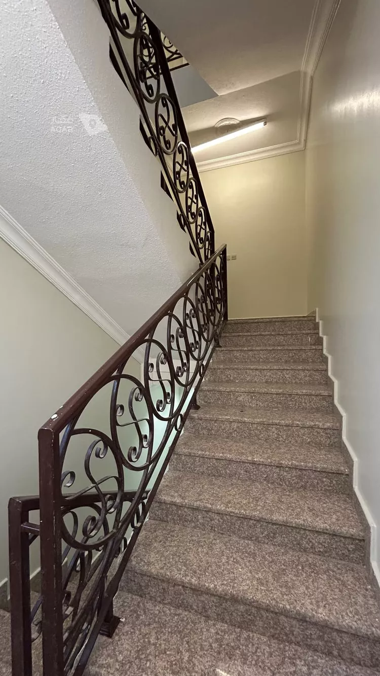 Floor for Rent in Riyadh Al Hazm صورة 3