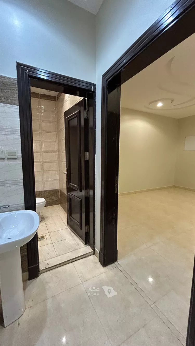 دور للإيجار في شارع السحالين, حي الحزم, مدينة الرياض, منطقة الرياض 15