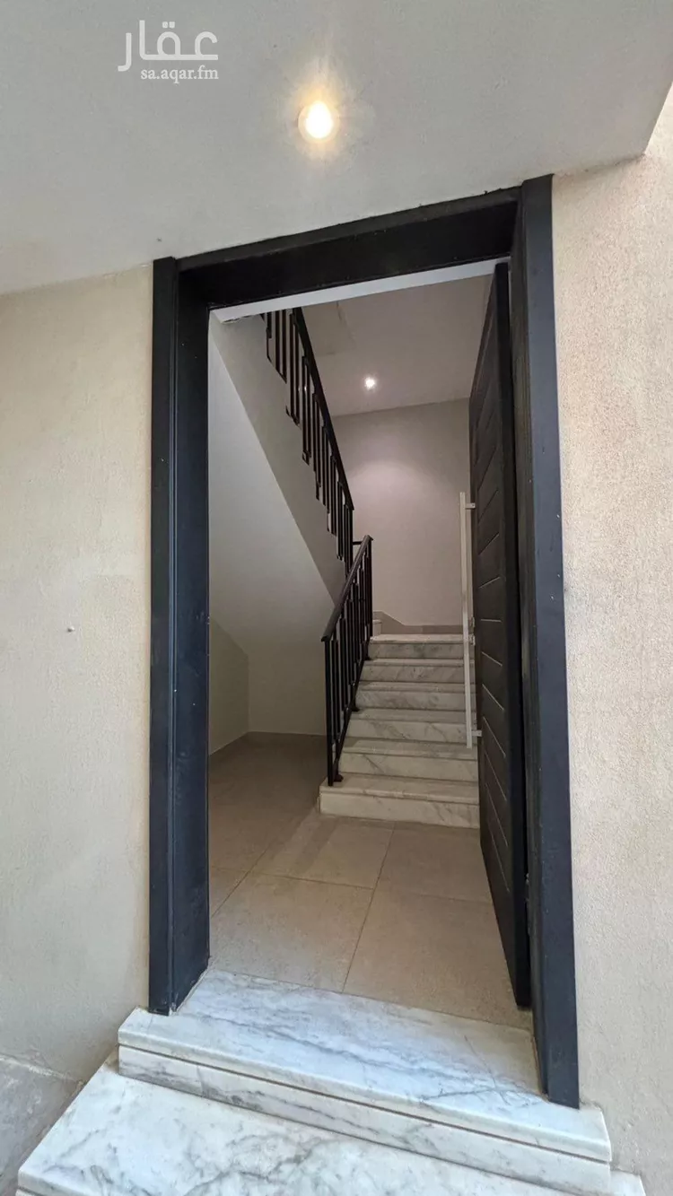 دور للبيع في شارع الحر بن قيس, حي عكاظ, مدينة الرياض, منطقة الرياض صورة 4