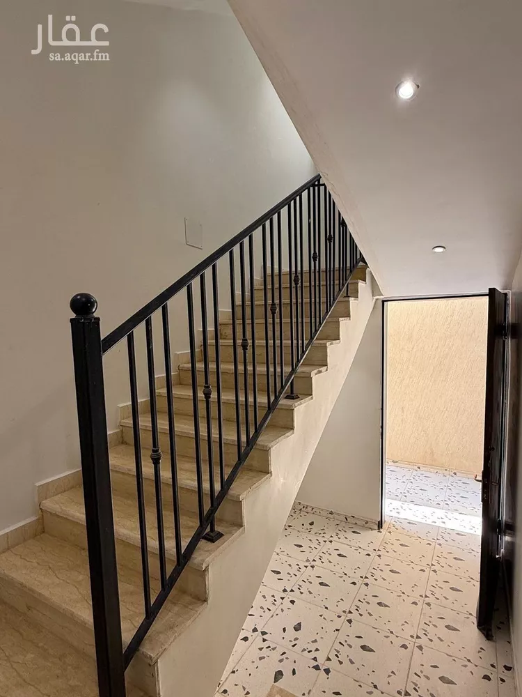 دور للإيجار في شارع عبيدالله الهذلي, حي عكاظ, مدينة الرياض, منطقة الرياض صورة 2