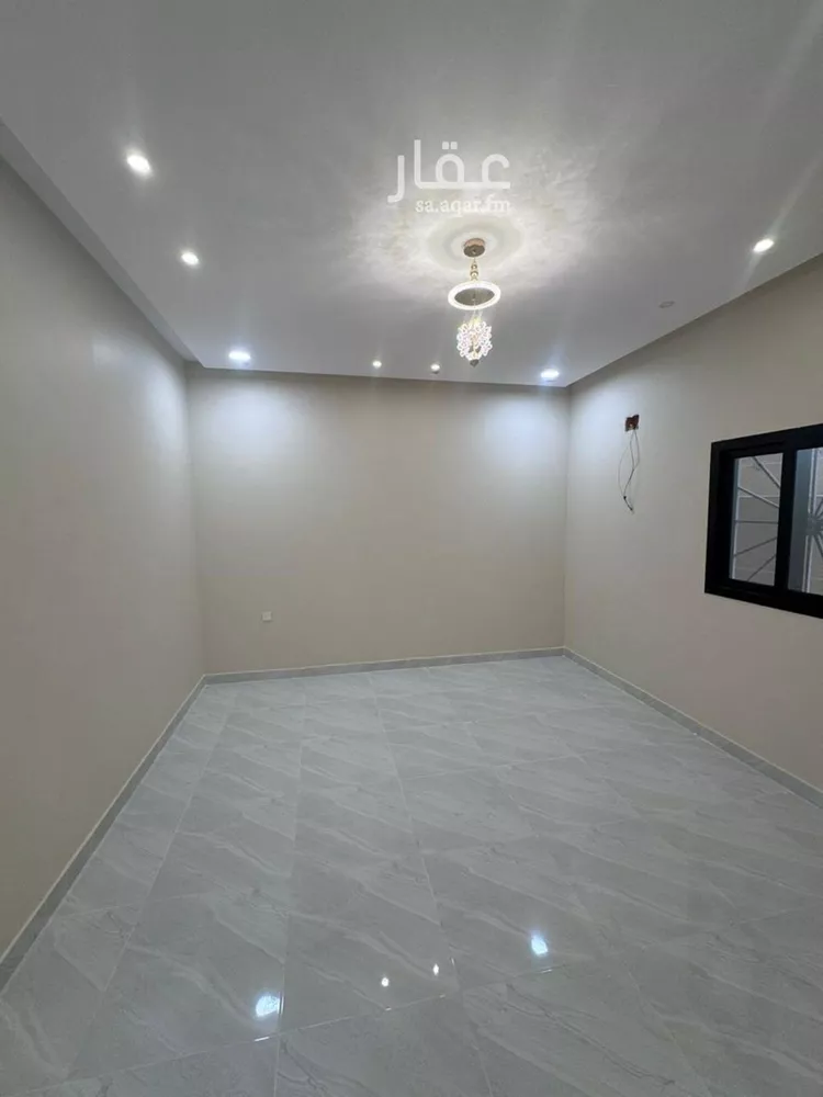 شقة للبيع في شارع شهيد الدين ثم الوطن عطيع شوعي راجح عاتي, حي المحمدية 1, مدينة جازان, منطقة جازان صورة 4