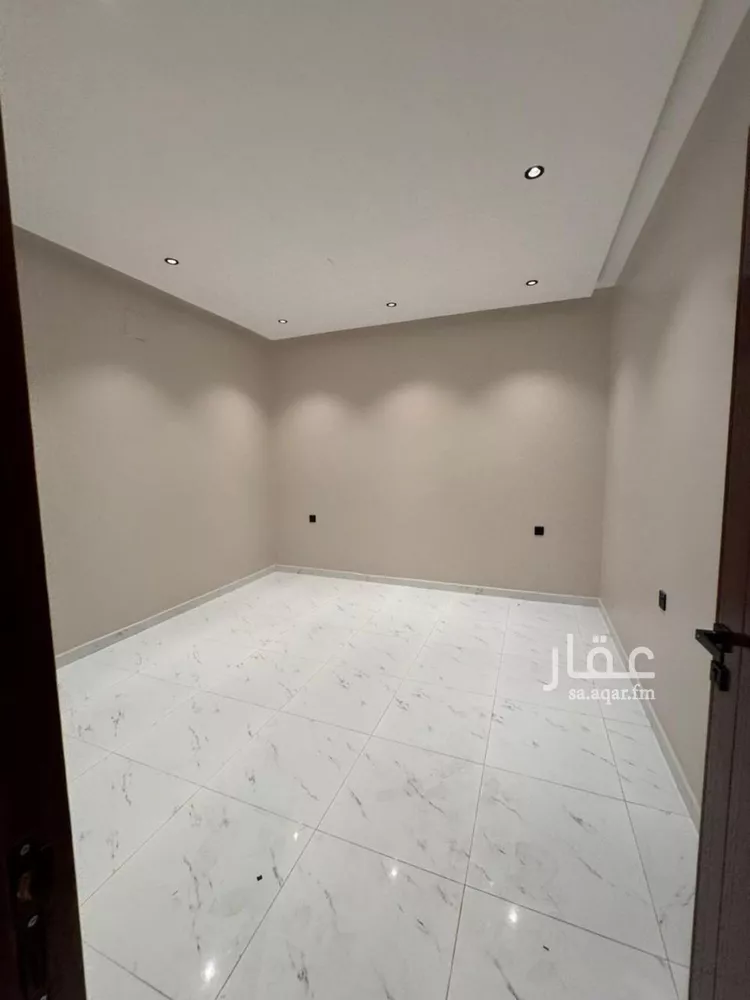 شقة للبيع في شارع خالد بن الوليد, حي الشاطئ, مدينة جازان, منطقة جازان صورة 5