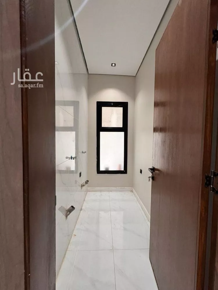شقة للبيع في شارع ابي الحسن الاغر, حي السويس 1, مدينة جازان, منطقة جازان صورة 4