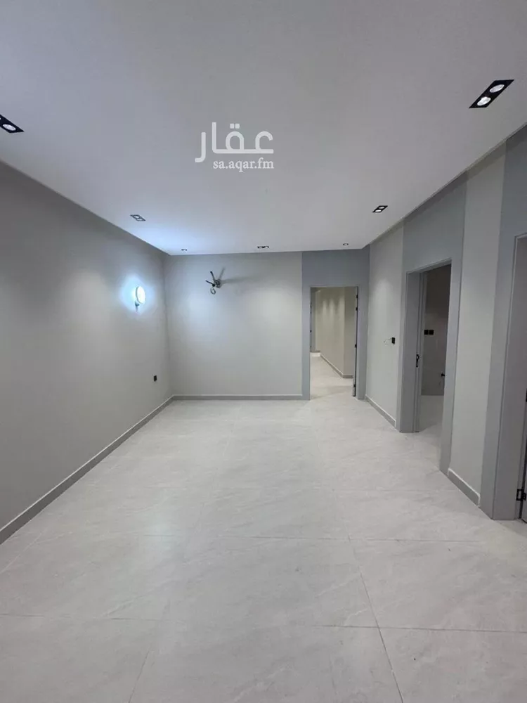 شقة للبيع في شارع شارع الامير ناصر بن عبد العزيز, حي الرحاب 1, مدينة جازان, منطقة جازان صورة 3
