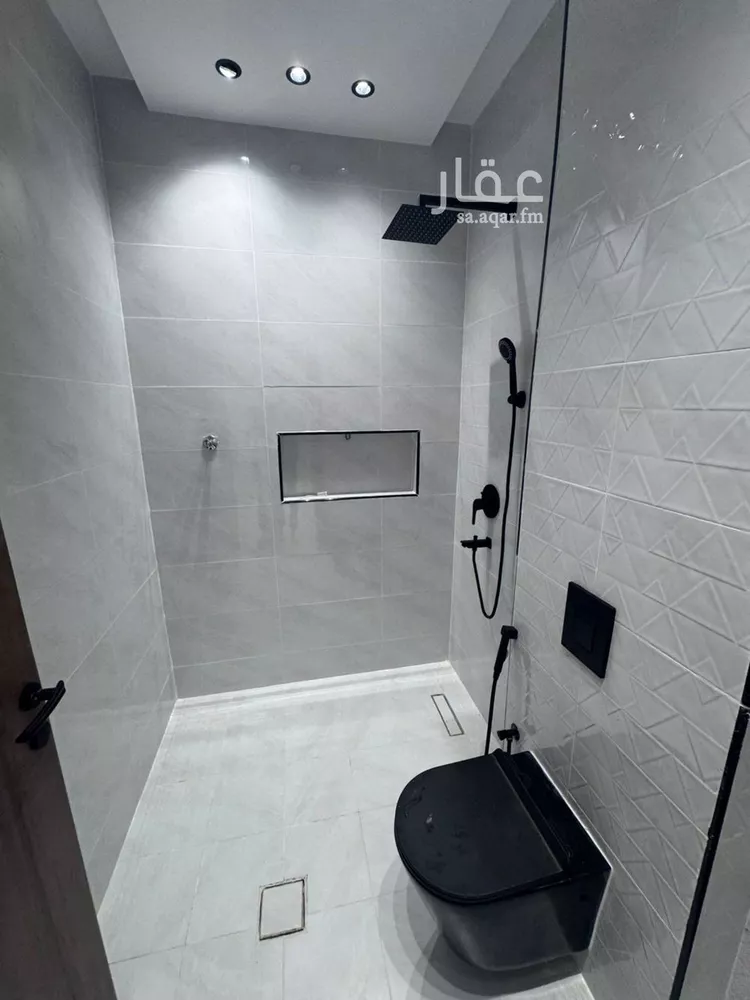 شقة للبيع في شارع صفية بنت عبدالمطلب, حي الرحاب 1, مدينة جازان, منطقة جازان صورة 5