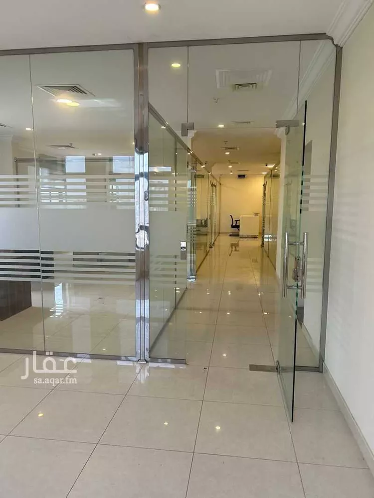 مكتب تجاري للإيجار في شارع شارع الامير حمود بن عبدالعزيز, حي العقربية, مدينة الخبر, المنطقة الشرقية صورة 5