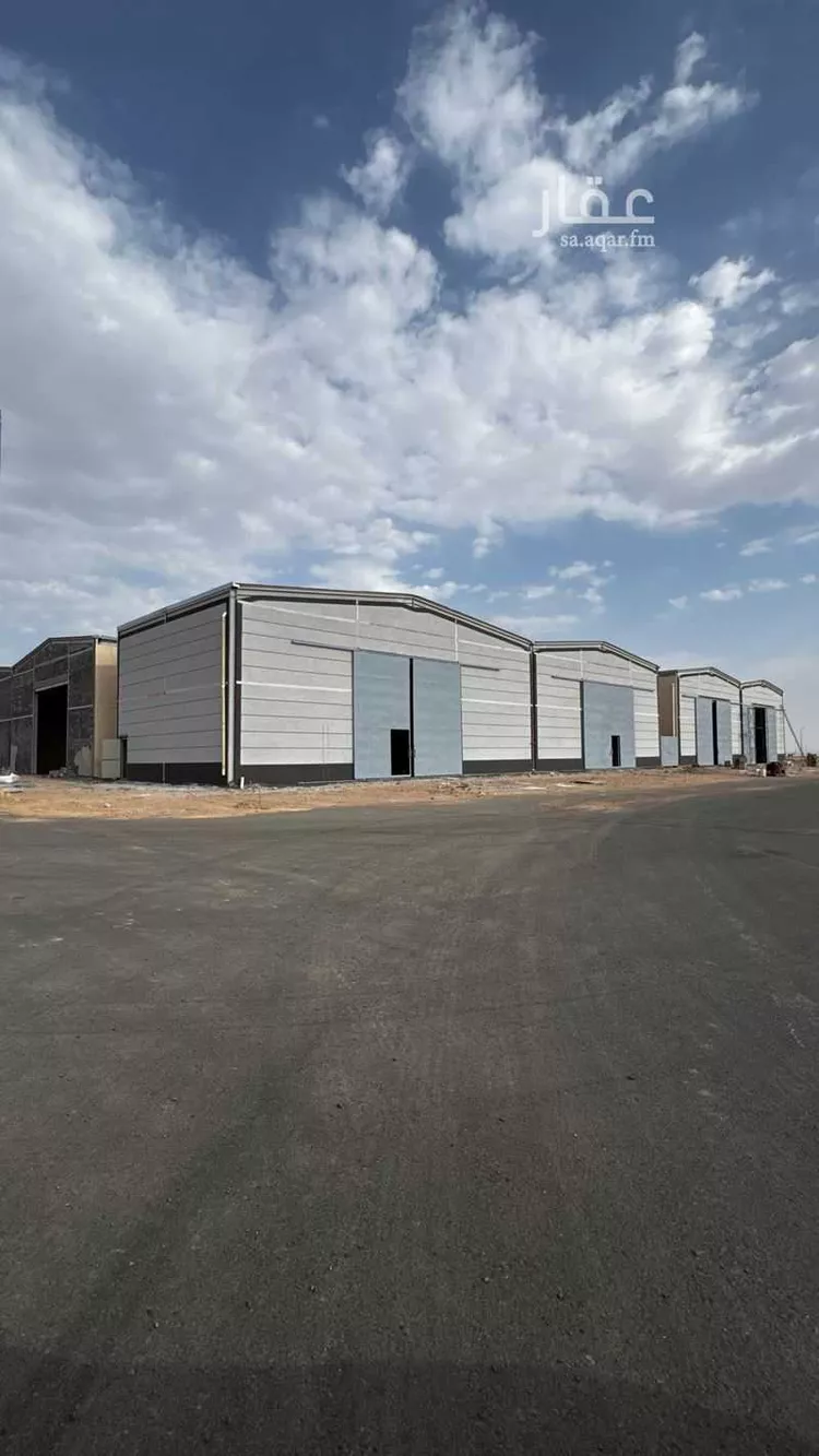 Warehouse for Rent in Medina Al Matar
