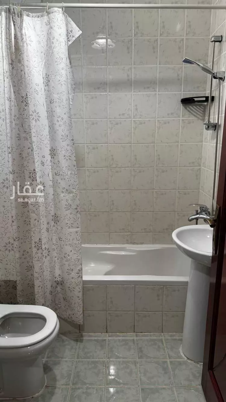 شقة للإيجار في شارع ابن الحداد, حي الخالدية, مدينة المدينة المنورة, منطقة المدينة المنورة 7