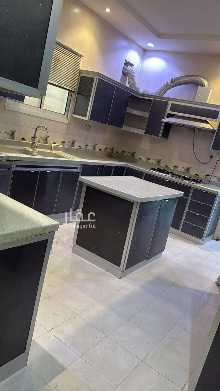 فيلا للإيجار في شارع السيد علي حافظ, حي بدر, مدينة الرياض, منطقة الرياض صورة 5