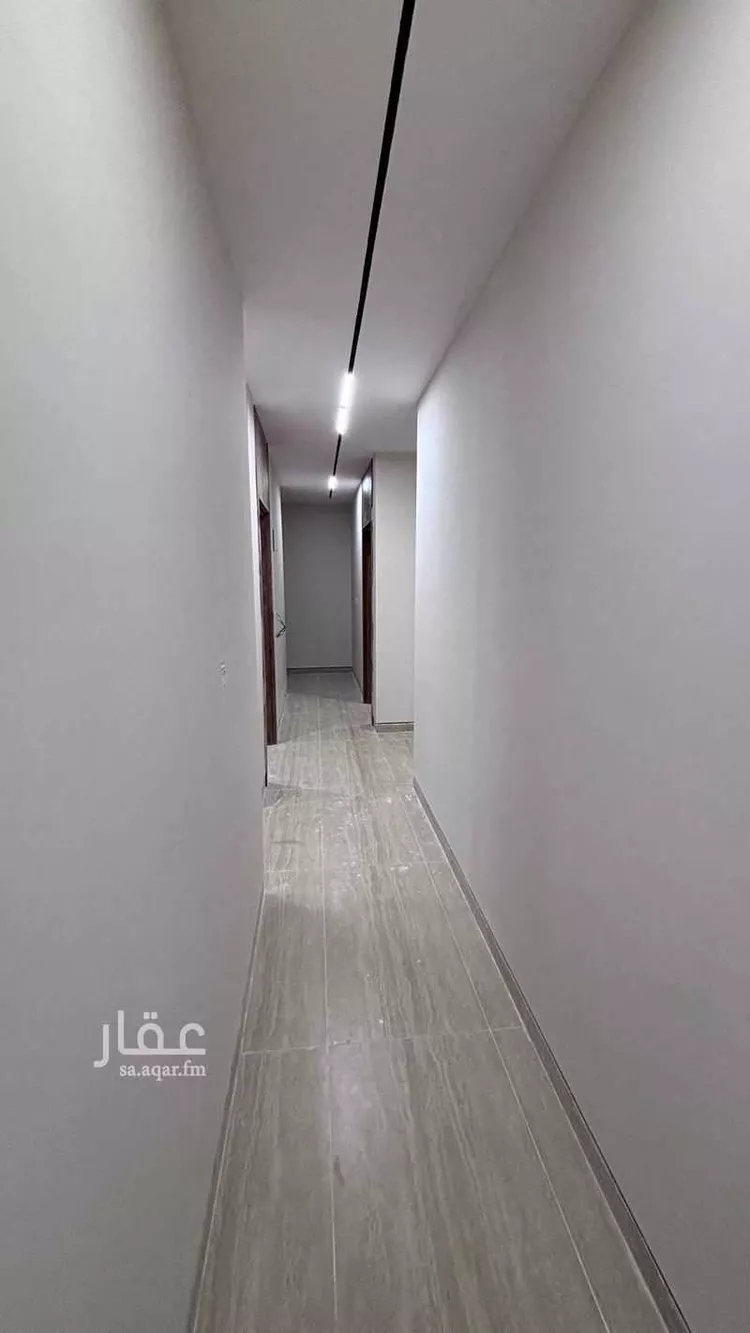 Floor for Sale in Riyadh Al Malaz 17
