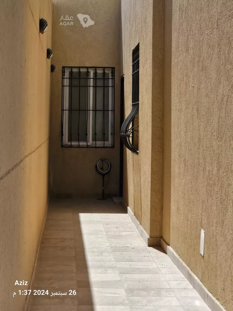Floor for Rent in Riyadh Al Yasmin 3
