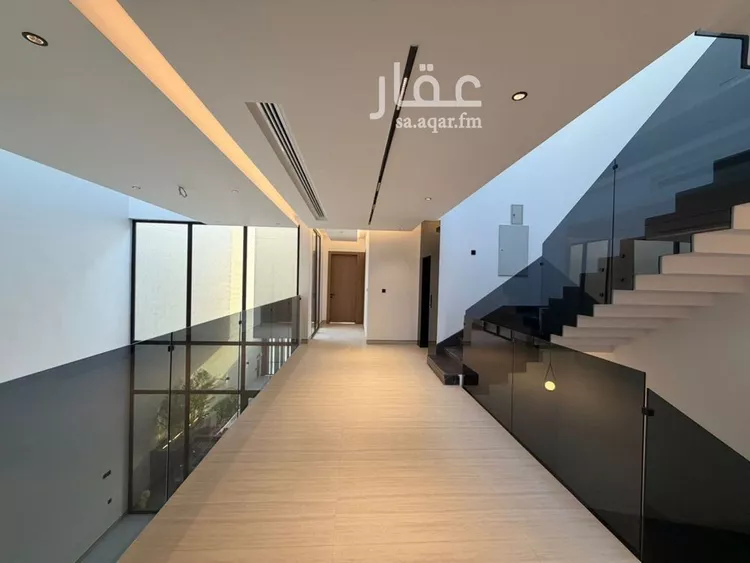 فيلا للبيع في شارع مساعد بن أحمد السديري, حي العارض, مدينة الرياض, منطقة الرياض صورة 2