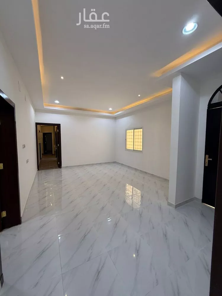 فيلا للبيع في شارع صفوان بن موهب, حي المهدية, مدينة الرياض, منطقة الرياض 9