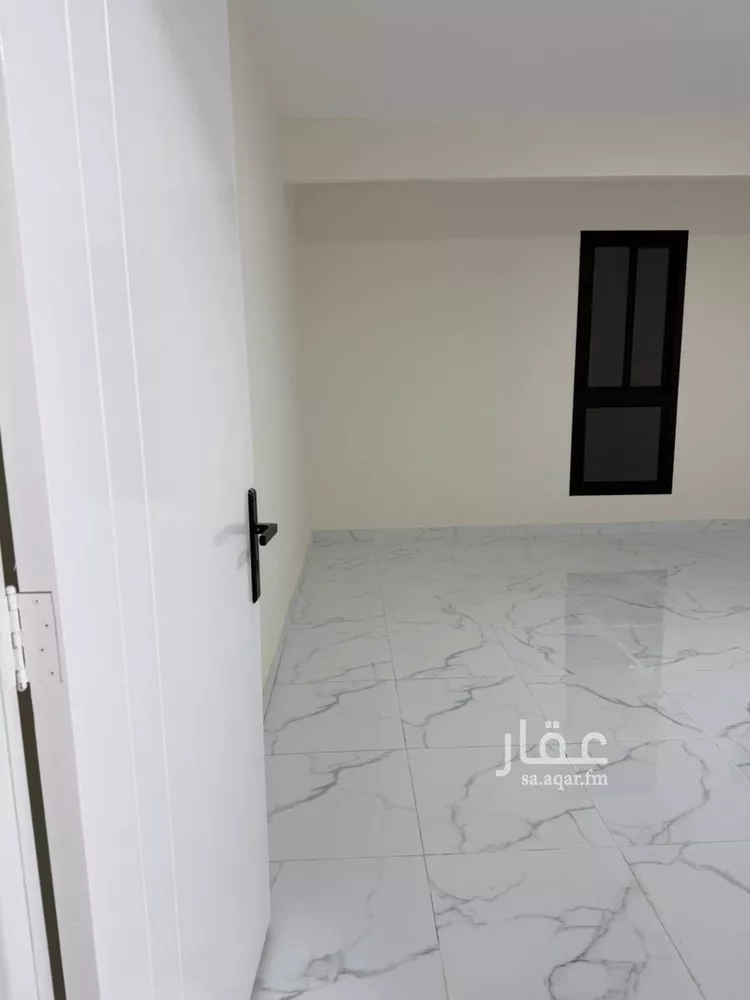 عمارة للبيع في شارع قتيبة بن مسلم, حي منفوحة, مدينة الرياض, منطقة الرياض 10
