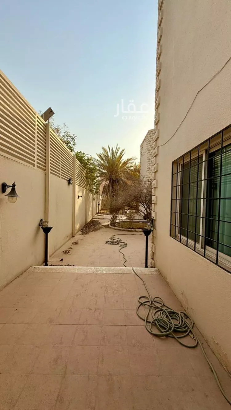 فيلا للبيع في شارع حيدر الحلي, حي النخيل, مدينة الرياض, منطقة الرياض 7
