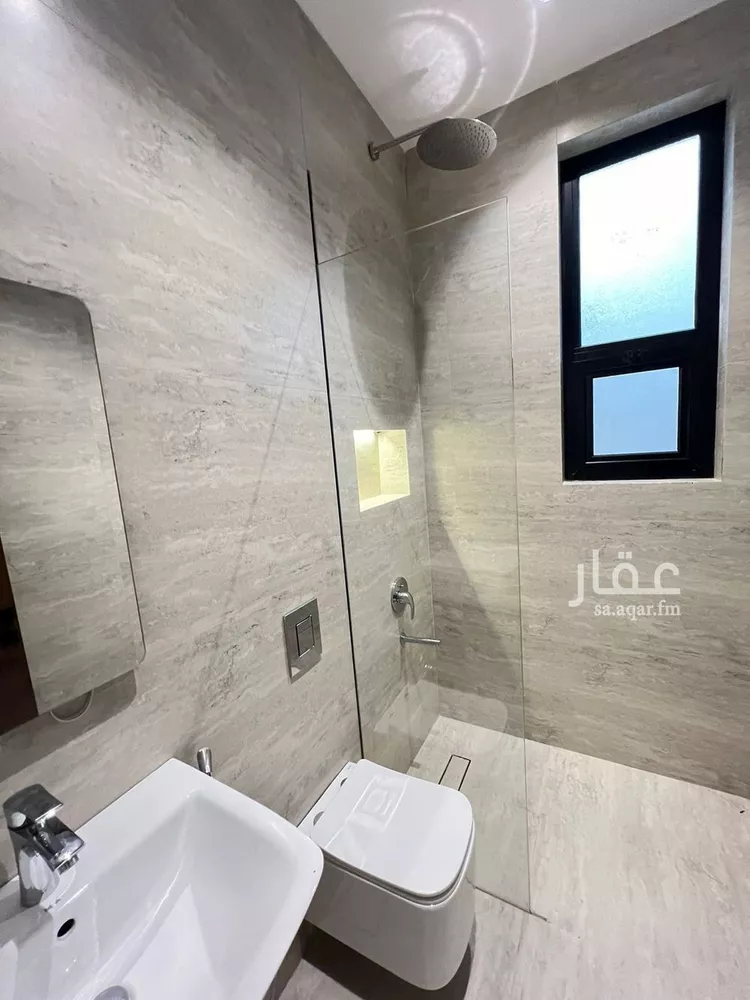 فيلا للبيع في شارع معاوية العليمي, حي القيروان, مدينة الرياض, منطقة الرياض صورة 3