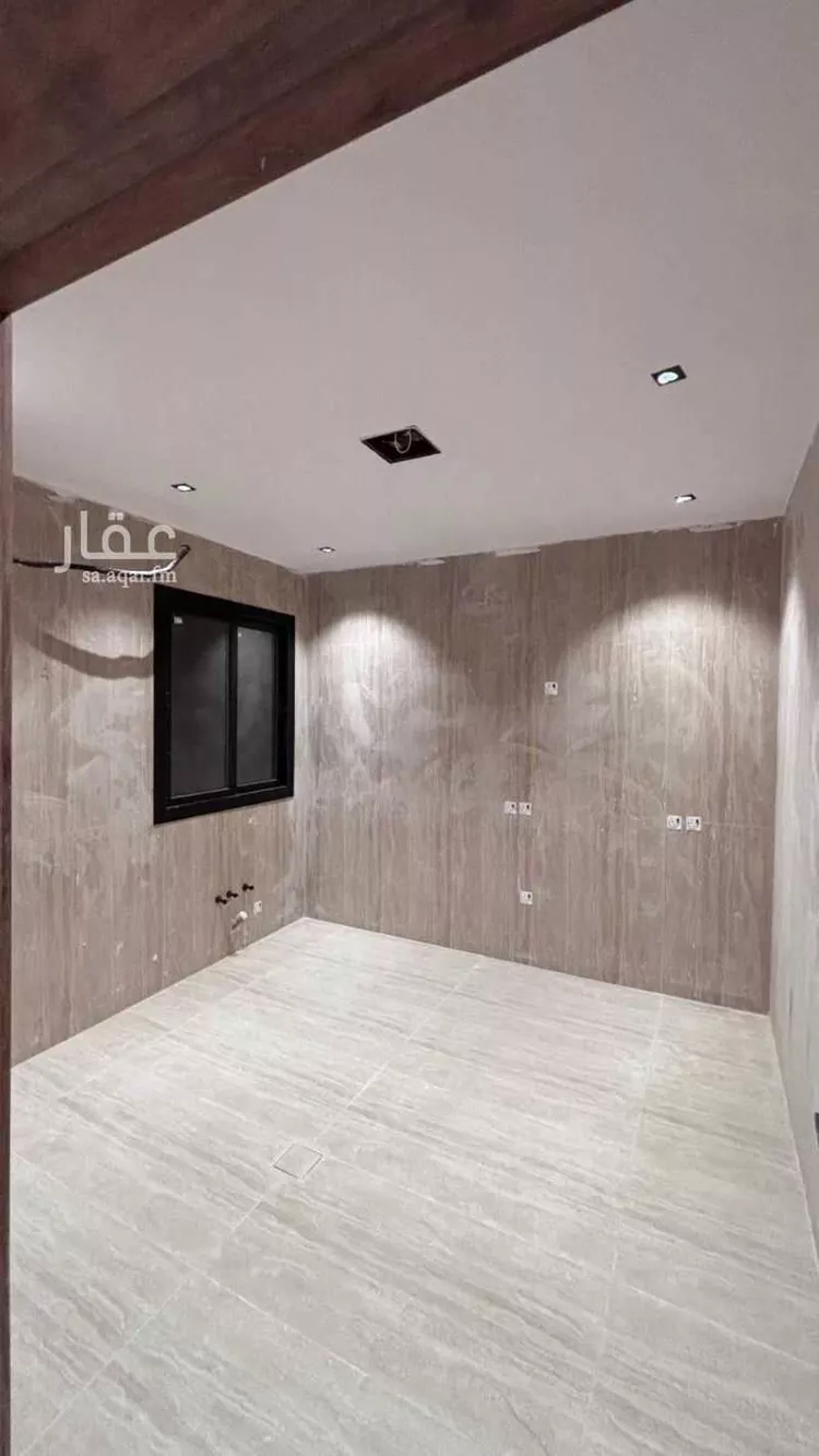 Floor for Sale in Riyadh Al Malaz 13