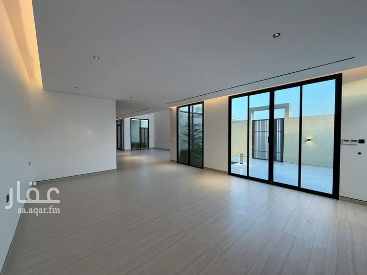 Villa for Sale in Riyadh Al Arid 9