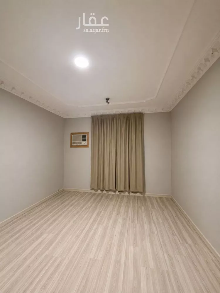 شقة للبيع في شارع عبدالله بن قيس, حي إشبيلية, مدينة الرياض, منطقة الرياض 7