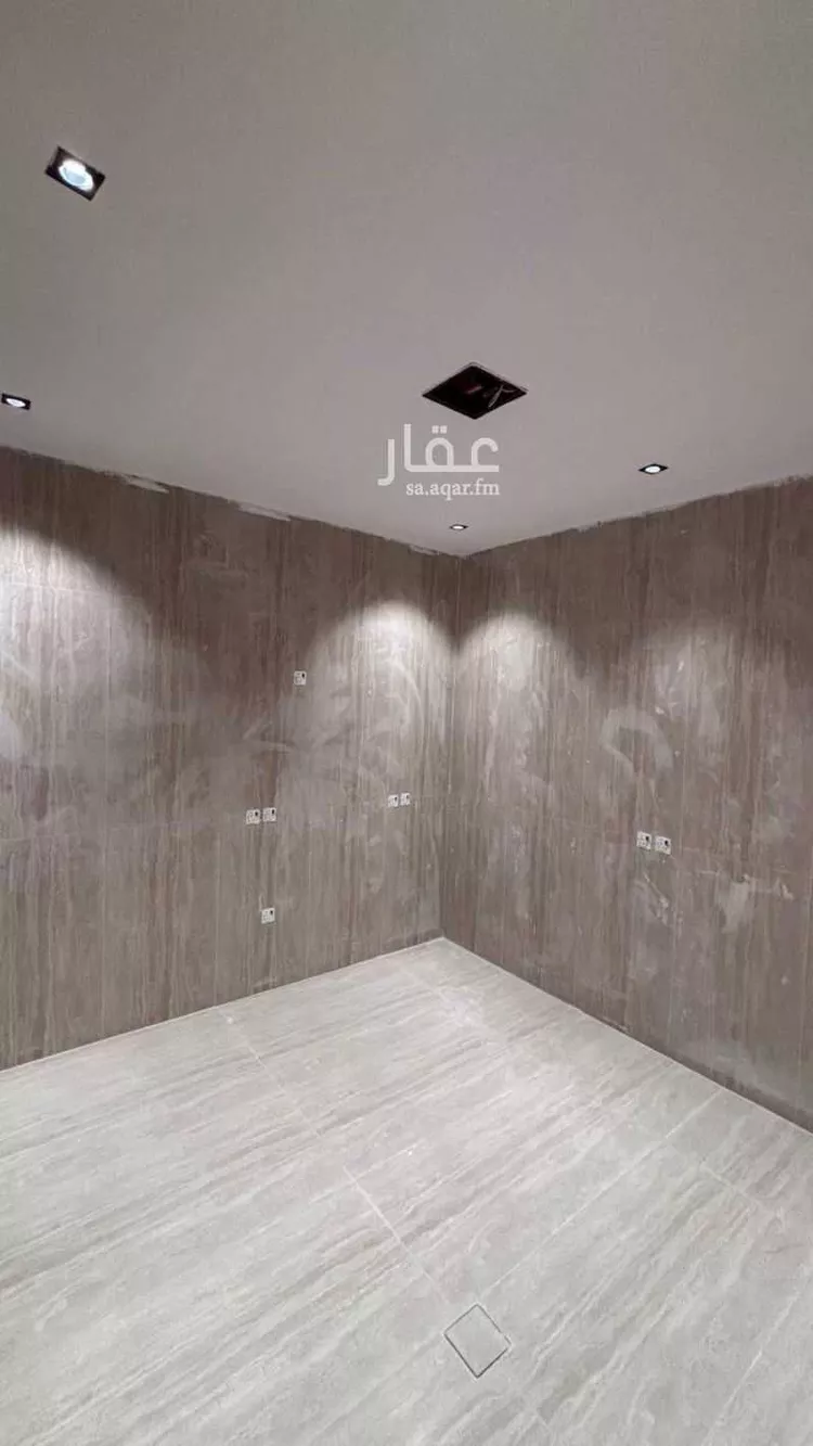 فيلا للبيع في شارع أبي قبيس, حي الملز, مدينة الرياض, منطقة الرياض 11