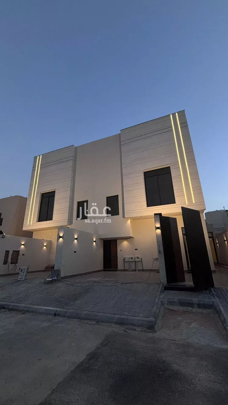 Floor for Sale in Riyadh Al Quds